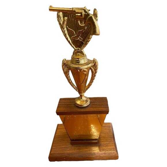 Vintage 1964 Old Trails CF Pistol Shooting Trophies Revolver Figure Trophy - Picture 2 of 9
